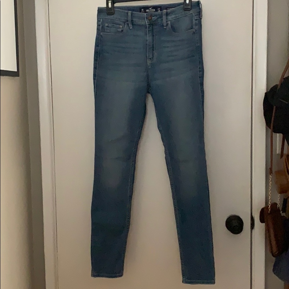 Hollister Super Skinny Jeans